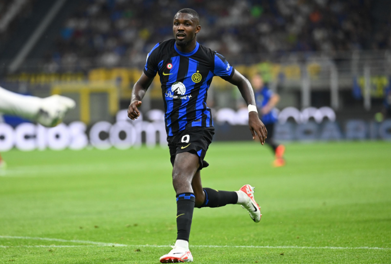 仅用半个赛 仅用半个赛